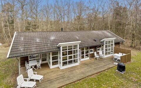 Aarre - 1Km from the Sea: Home, Cottage, Estate, Garden, Siding, Porch, Yard, Farmhouse, Design, Driveway