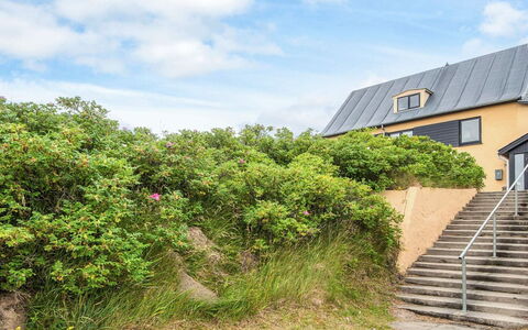 Gunhilda - 300M from the Sea: House, Roof, Home, Cottage, Shed, Garden Buildings, Siding, Yard, Log Cabin, Hut