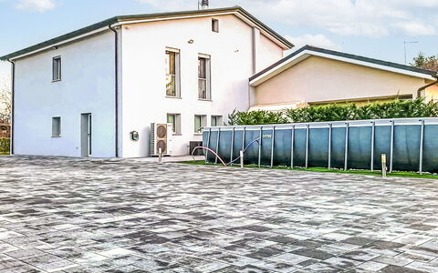 Mb Guest House: Floor, Flooring, Composite Material, Concrete, Driveway, Tile, Design, Cobblestone, Flagstone, Courtyard