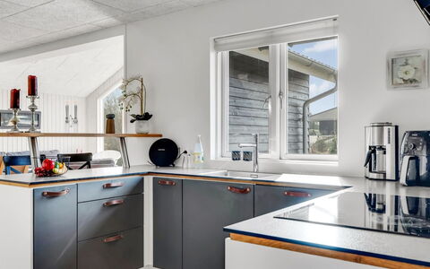 Aava - 600M to the Fjord: Kitchen, Countertop, Flooring, Kitchen Appliance, Interior Design, Cabinetry, Major Appliance, Floor, Home Appliance, Ceiling