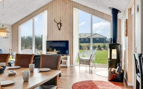 Aava - 600M to the Fjord: Blue, Cottage, House, Home, Farmhouse, Estate, Siding