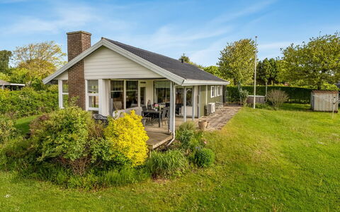 Dimo - 75M to the Fjord: House, Home, Cottage, Shrub, Roof, Groundcover, Farmhouse, Estate, Lawn, Garden