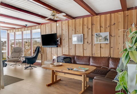 Dimo - 75M to the Fjord: Flooring, Wood, Furniture, Interior Design, Floor, Ceiling, Room, Wood Flooring, Living Room, Couch