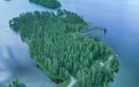 Sinikello: Water Resources, Water, Body Of Water, Waterway, Natural Landscape, Watercourse, Bank, Coastal And Oceanic Landforms, Lake