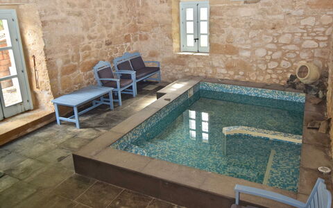 Villa Fontanazza: Flooring, Floor, Composite Material, Bathtub, Swimming Pool, Tile, Plumbing Fixture, Resort, Hotel