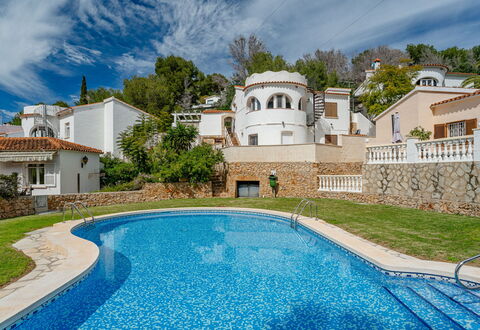 Rincón del Sol: Furniture, Wood, Chair, Floor, Sea, Balcony, Fence, Deck, Hardwood, Wood Stain