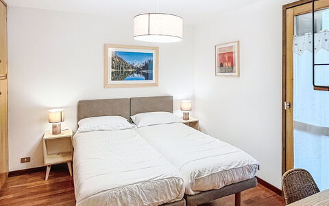 Bavdin: Furniture, Wood, Chair, Floor, Sea, Balcony, Fence, Deck, Hardwood, Wood Stain