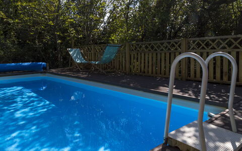 Villa Sole - Exclusive Villa al Conero con Piscina: Blue, Swimming Pool, Composite Material, Leisure, Shade, Resort, Eco Hotel, Fence, Backyard, Plastic