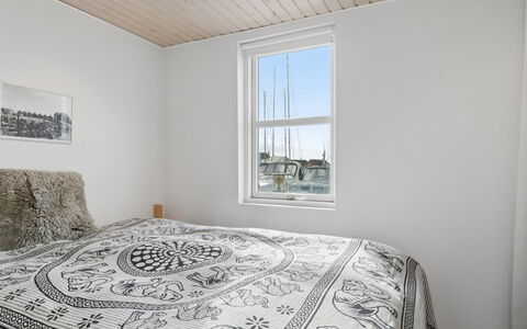 Ljubinka - 5M from the Sea: Wall, Wood, Bedroom, Ceiling, Interior Design, Floor, Flooring, Bed Sheet, Bed, Bedding