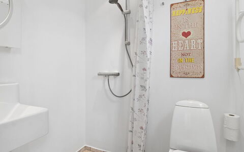 Ljubinka - 5M from the Sea: Bathroom, Plumbing Fixture, Wall, Flooring, Interior Design, Floor, Toilet, Toilet Seat, Plumbing, Room