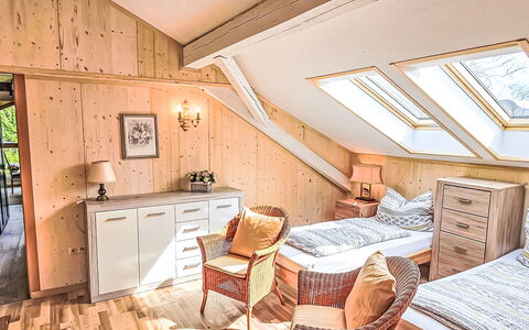Apt. Luna: Furniture, Interior Design, Bedroom, Bed, Wood, Floor, Ceiling, Flooring, Room, Lighting