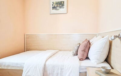 Accommodation:&nbsp;Adriatica 111.1