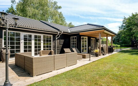 Goti - 400M from the Sea: Roof, Home, Cottage, Outdoor Furniture, Shade, Garden, Estate, Yard, Porch, Patio