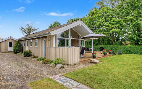 Arnia - 100M from the Sea: Wood, Roof, Home, House, Architecture, Siding, Land Lot, Cottage, Shed, Garden Buildings