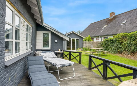 Bo - 250M from the Sea: Home, Cottage, Siding, Estate, Bicycle, Porch, Yard, Lawn
