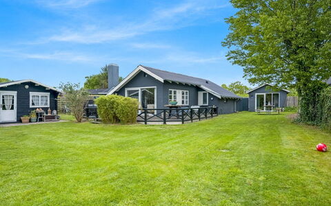 Bo - 250M from the Sea: Cottage, Lawn, Estate, Garden, Shade, Yard, Farmhouse, Landscaping, Siding, Garden Buildings