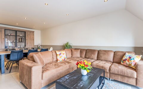 Casa Camille i with Parking: Interior Design, Furniture, Flooring, Couch, Floor, Wood, Ceiling, Living Room, Room, Wood Flooring