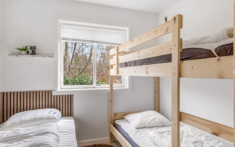 Friderica - 30Km from the Sea: Wall, Interior Design, Wood, Bedroom, Flooring, Bed, Floor, Furniture, Home, Ceiling