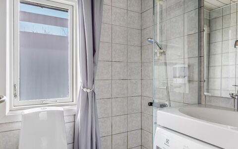 Friderica - 30Km from the Sea: Flooring, Floor, Plumbing Fixture, Interior Design, Bathroom, Sink, Plumbing, Ceiling, Tap, Room