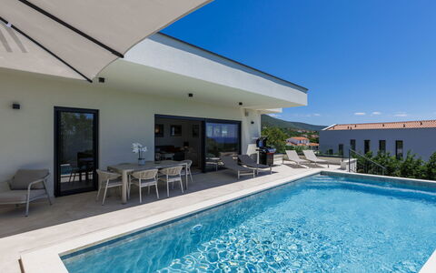 Florinda: Swimming Pool, Estate, Resort, Villa, Eco Hotel, Tile, Outdoor Furniture, Hotel, Resort Town