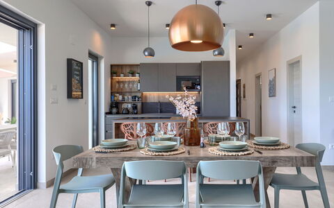 Florinda: Furniture, Interior Design, Flooring, Chair, Kitchen & Dining Room Table, Dining Room, Wood, Light Fixture, Table, Ceiling