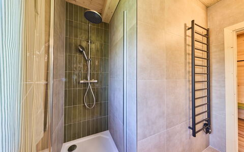 Hradec Kralove 4: Flooring, Floor, Wood, Ceiling, Interior Design, Plumbing Fixture, Bathroom, Plumbing, Room, Tile