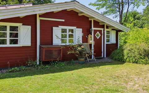 Jalina - 30Km from the Sea: Wood, House, Cottage, Roof, Door, Home, Shrub, Land Lot, Rural Area, Siding