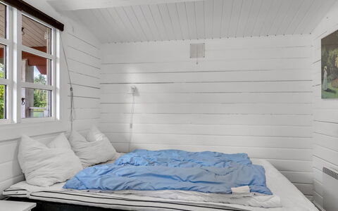 Jalina - 30Km from the Sea: Wood, Floor, Flooring, Interior Design, Ceiling, Home, Bedroom, Room, Wood Flooring, Bed