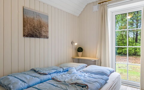 Ullamaj - 700M from the Sea: Wood, Bedroom, Interior Design, Bed, Floor, Flooring, Bed Sheet, Bedding, Ceiling, Bed Frame