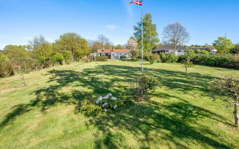 Niels - 1.3Km from the Sea: Sky, Blue, Daytime, Landscape, Plain, Land Lot, Lawn, Garden, Landscaping, Meadow