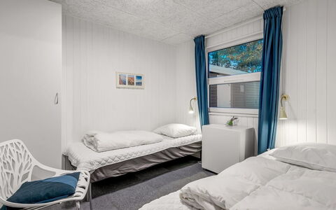 Niels - 1.3Km from the Sea: Bedroom, Bedding, Bed, Hotel, Dormitory, Bed Sheet