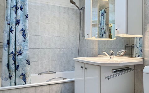 Le Mas Chablais: Bathroom, Plumbing Fixture, Bathtub, Sink, Interior Design, Bathroom Sink, Flooring, Tap, Floor, Plumbing