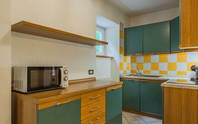 Accommodation:&nbsp;Abete 100.2