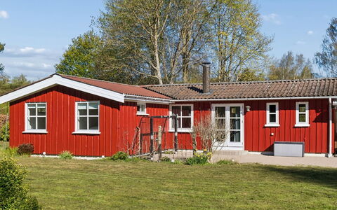 Swea - 2.5Km from the Sea: Blue, Cottage, House, Home, Farmhouse, Estate, Siding