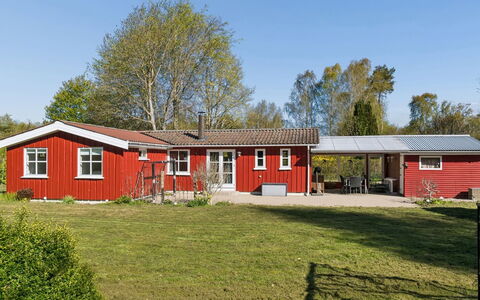 Swea - 2.5Km from the Sea: Blue, Cottage, House, Home, Farmhouse, Estate, Siding