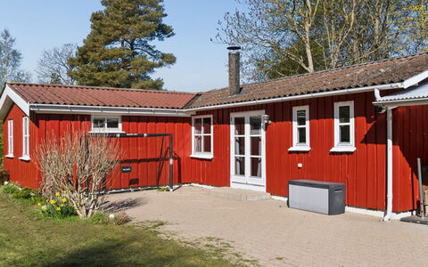 Swea - 2.5Km from the Sea: Blue, Cottage, House, Home, Farmhouse, Estate, Siding
