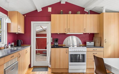 Swea - 2.5Km from the Sea