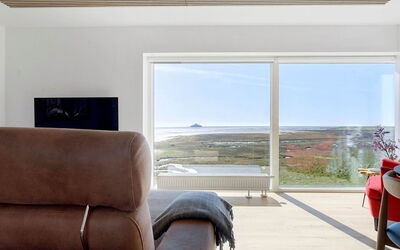 Nadua - 25M from the Sea