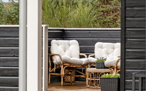 Joske - 2Km from the Sea: Furniture, Wood, Interior Design, Flooring, Floor, Chair, Room, Ceiling, Living Room, Apartment