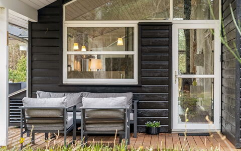 Joske - 2Km from the Sea: Furniture, Wood, Interior Design, Flooring, Floor, Chair, Room, Ceiling, Living Room, Apartment