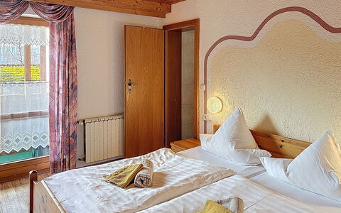 Viechtach 646: Interior Design, Furniture, Room, Ceiling, Chair, Linens, Window Treatment, Bedroom, Dining Room, Curtain