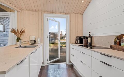 Frudde - 500M from the Sea: Wood, Flooring, Wood Flooring, Floor, Hardwood, Countertop, Wood Stain, Plank, Laminate Flooring, Kitchen