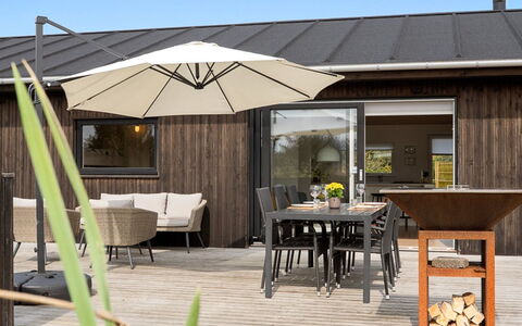 Minka - 500M from the Sea: Furniture, Wood, Interior Design, Flooring, Floor, Chair, Room, Ceiling, Living Room, Apartment