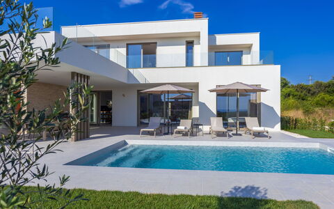 Design Emily White: Apartment, Balcony, Condominium, Hotel, Resort, Resort Town, Hacienda, Villa, Seaside Resort