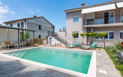 Dolores: Apartment, Balcony, Condominium, Hotel, Resort, Resort Town, Hacienda, Villa, Seaside Resort