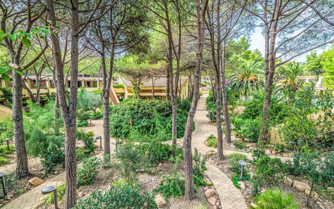 Pula 661: Apartment, Balcony, Condominium, Hotel, Resort, Resort Town, Hacienda, Villa, Seaside Resort