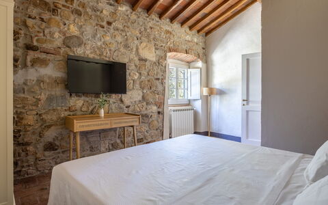 Accommodation:&nbsp;Aleatico