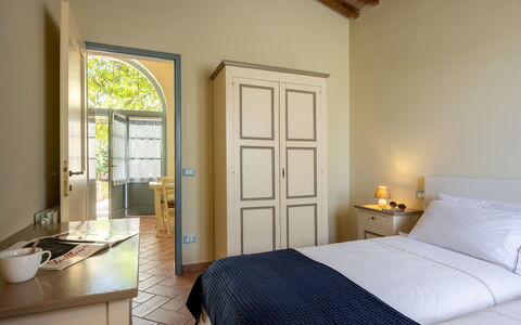 Casa Stella Serena, Casole D'Elsa, Pool: Wall, Interior Design, Ceiling, Floor, Bedroom, Room, Flooring, Home, Bed, Furniture