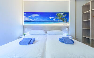 Accommodation:&nbsp;Festival Village 621.3
