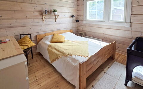 Sirula: Furniture, Bed, Bedroom, Wood, Interior Design, Flooring, Floor, Home, Room, Ceiling
